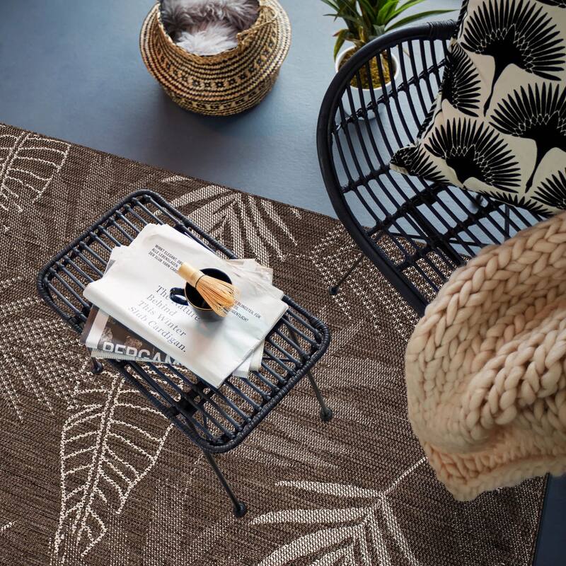 Contemporary Floral Leaves Indoor/Outdoor Flatweave Waterproof Backyard Patio Area Rug