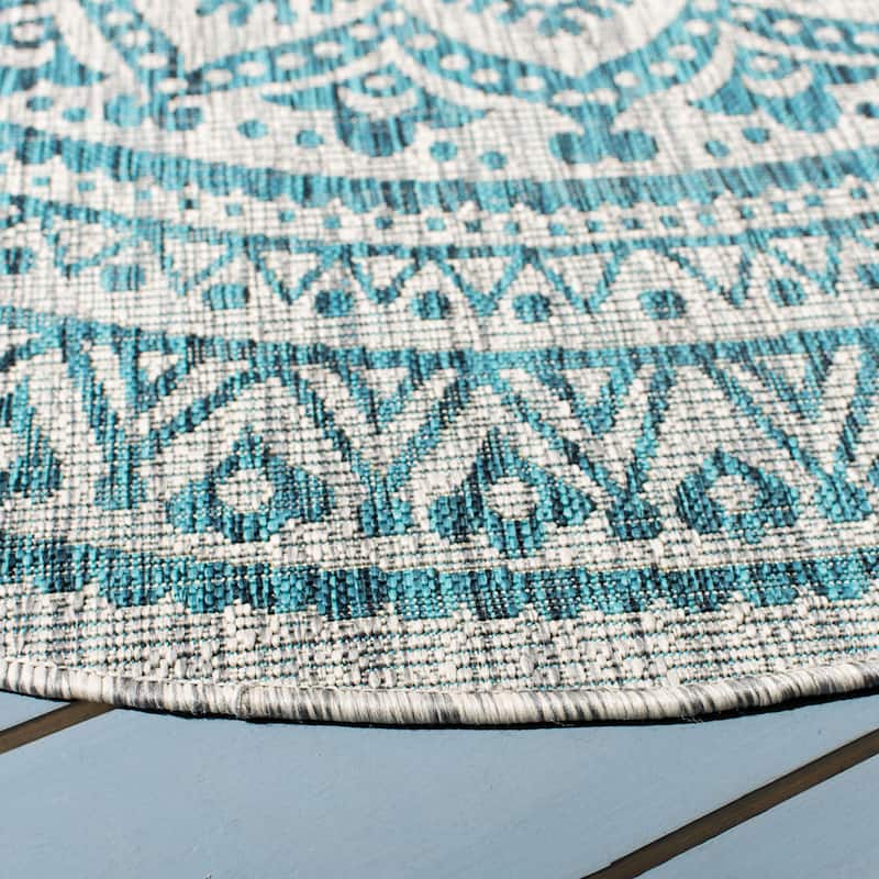 SAFAVIEH Courtyard Fran Mandala Indoor/ Outdoor Waterproof Patio Backyard Rug