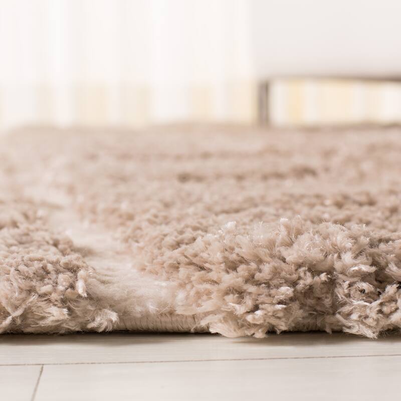SAFAVIEH Adriana Apollonia Daisie Trellis 2-inch Thick Rug