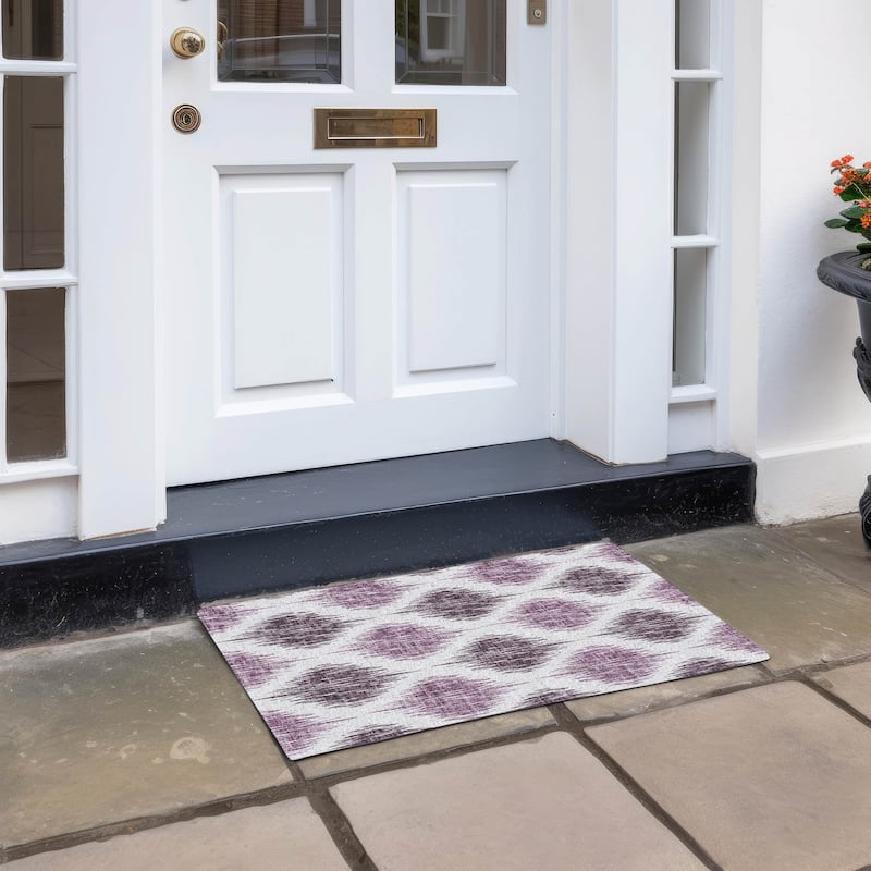 Machine Washable Indoor/ Outdoor Chantille Geo Contemporary Rug - Purple - 1'8" x 2'6"