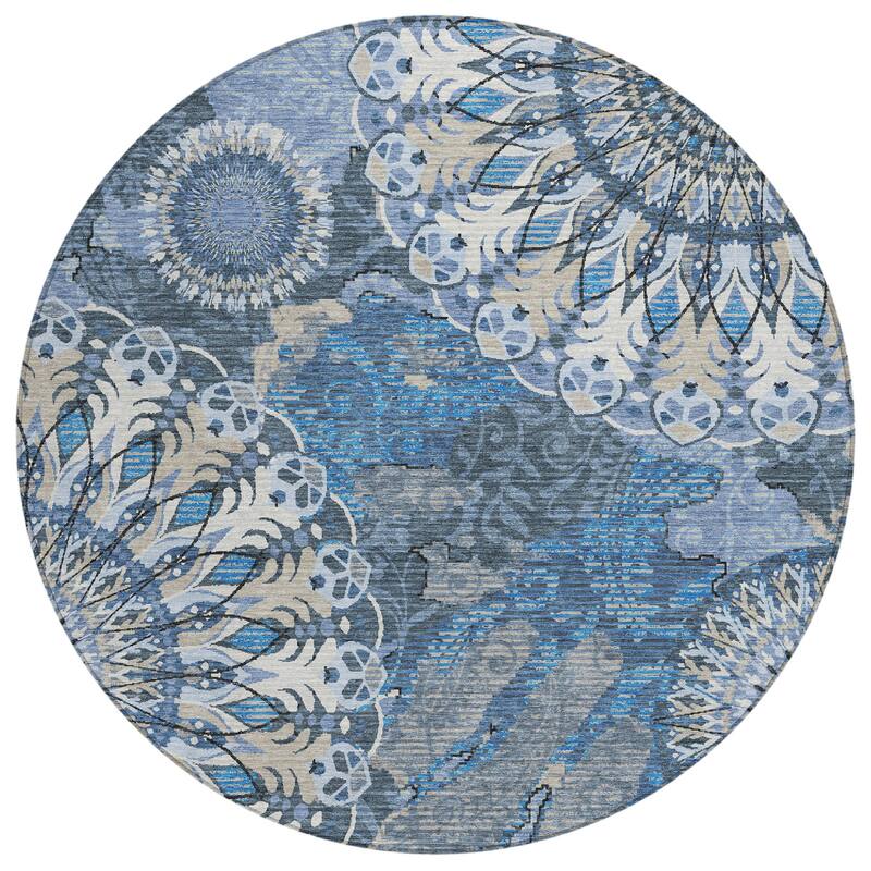 Machine Washable Indoor/ Outdoor Traditional Pinwheel Chantille Rug