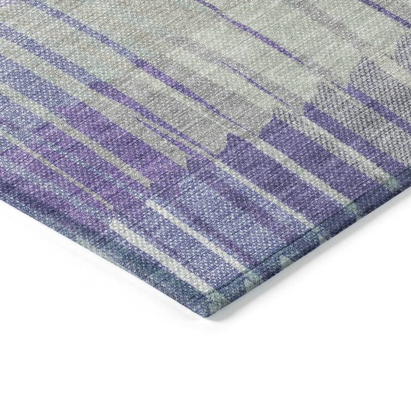Machine Washable Indoor/ Outdoor Casual Stripe Chantille Rug