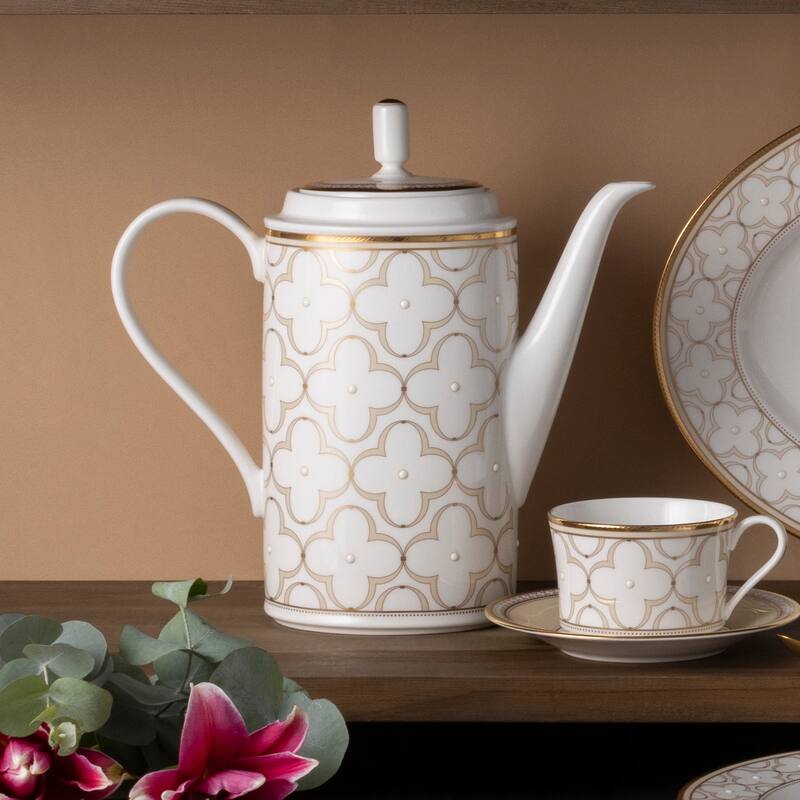 Noritake Trefolio Gold Coffee Server, 52 oz.