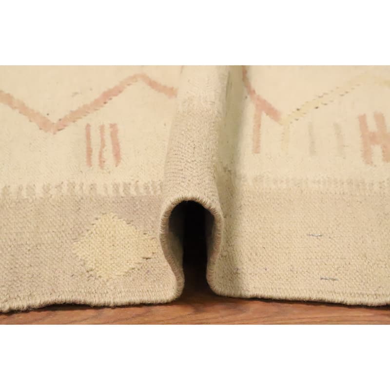 Hand Woven Oriental 100% Wool Carpet Southwestern Tribal Beige & Ivories Kilim Area Rug - 4' 9'' X 3' 4''