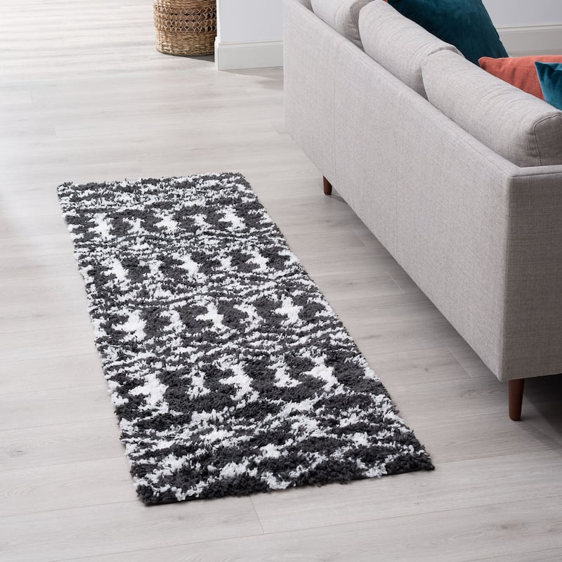 Joy Shag Mediterranean Geometric Indoor Area Rug