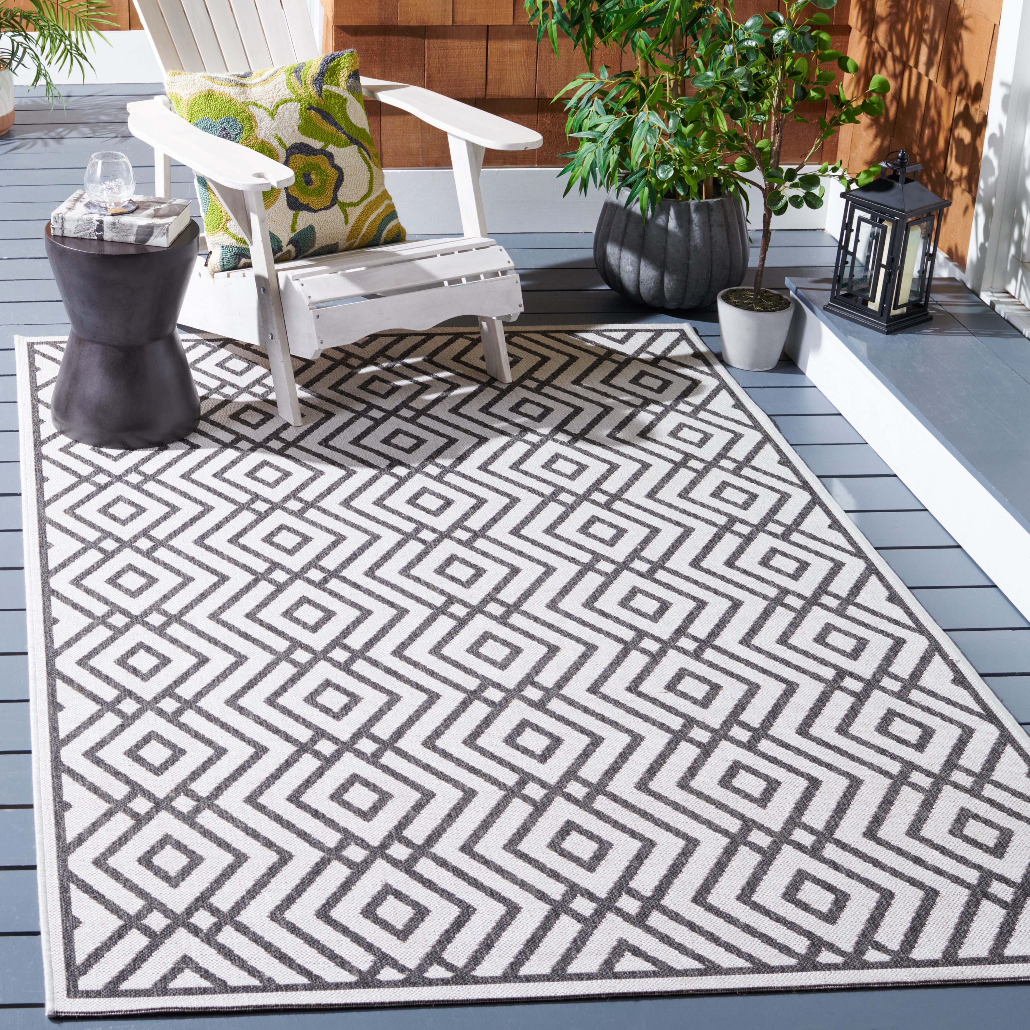 SAFAVIEH Linden Norita Indoor/ Outdoor Waterproof Patio Backyard Rug