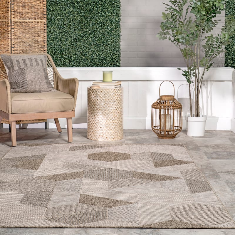 Nuloom Imogene Geometric Indoor/Outdoor Area Rug