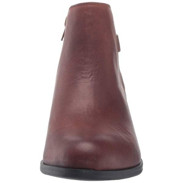 clarks women's addiy gladys fashion boot