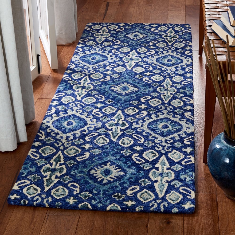 SAFAVIEH Handmade Aspen Toetie Bohemian Wool Rug