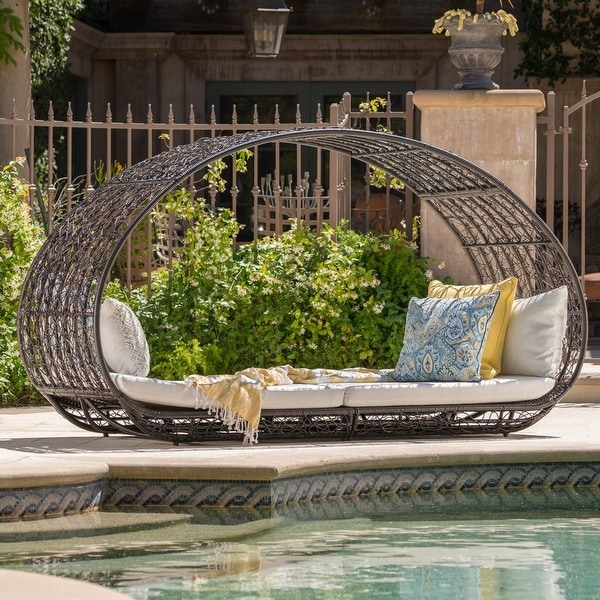 Boca grande shop outdoor daybed