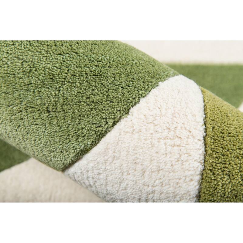 Momeni Delmar Hand Tufted Wool Geometric Area Rug