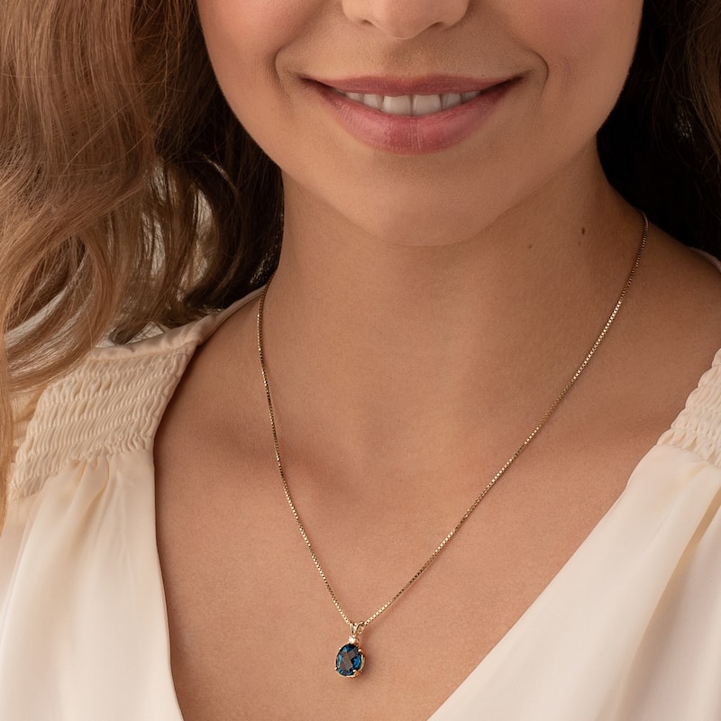 14k Yellow Gold Oval Shape 3.00 cts London Blue Topaz Diamond Pendant