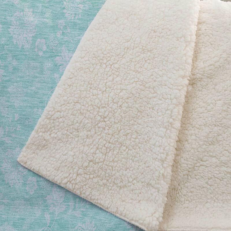 Premium Machine Washable Traditional Floral Sherpa Throw Blanket