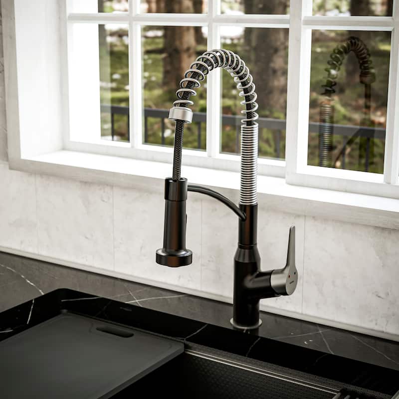 Karran Scottsdale Single-Handle Pull-Down Sprayer Kitchen Faucet