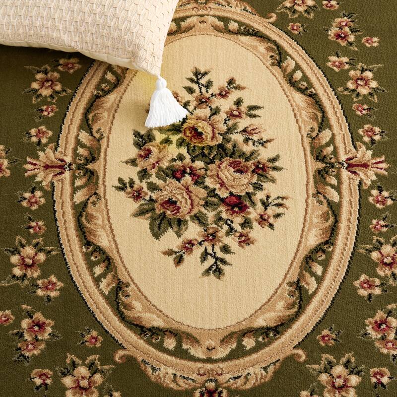 SAFAVIEH, Lyndhurst Utako Traditional European Oriental Rug