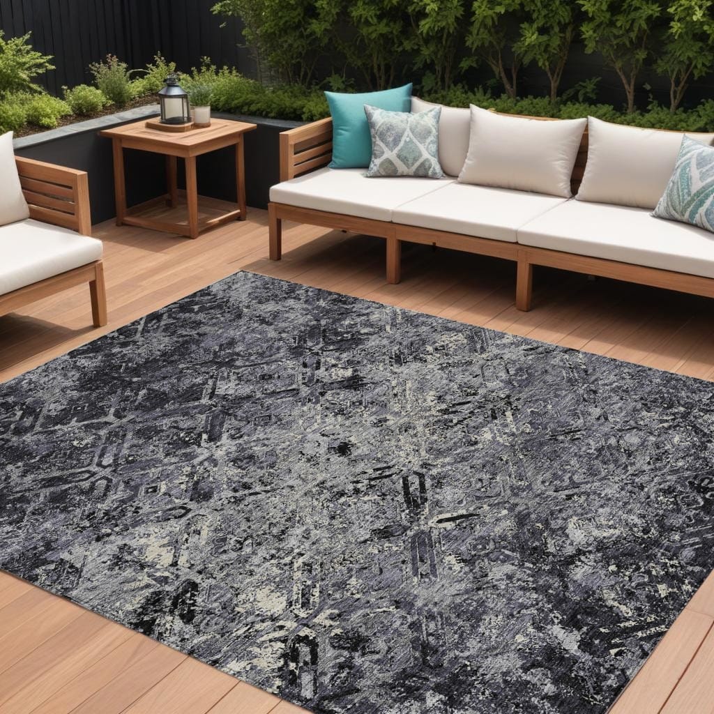 HomeRoots Geometric Transitional Rectangle Outdoor Rug