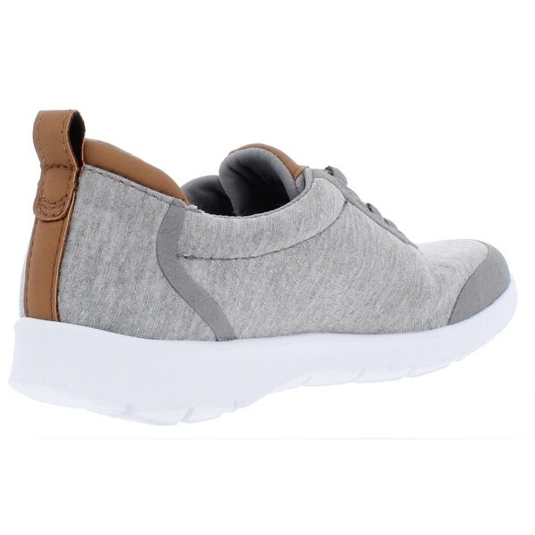 clarks athletic shoes