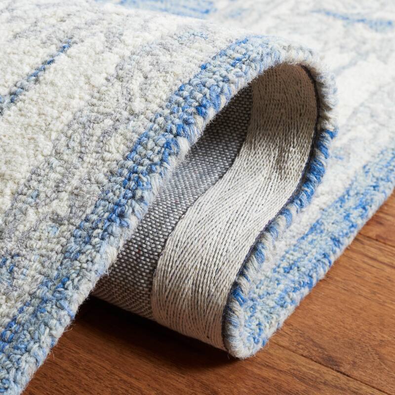 SAFAVIEH, Handmade Micro-Loop Reka Modern Wool Rug