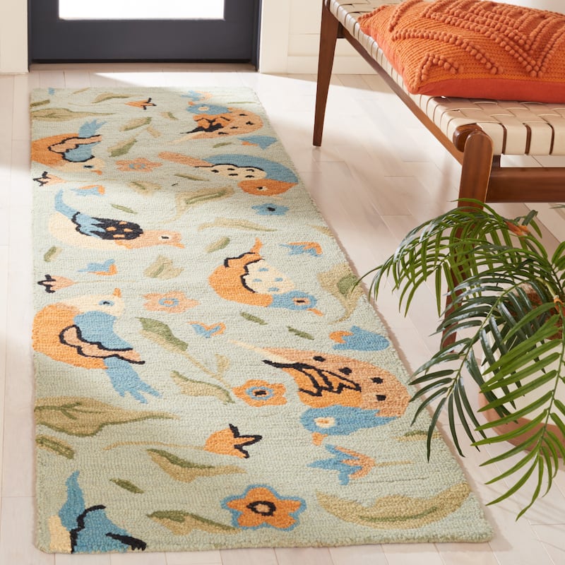 SAFAVIEH Handmade Blossom Kibariye Green Wool Rug - 2'3" x 6' Runner - Sage/Multi
