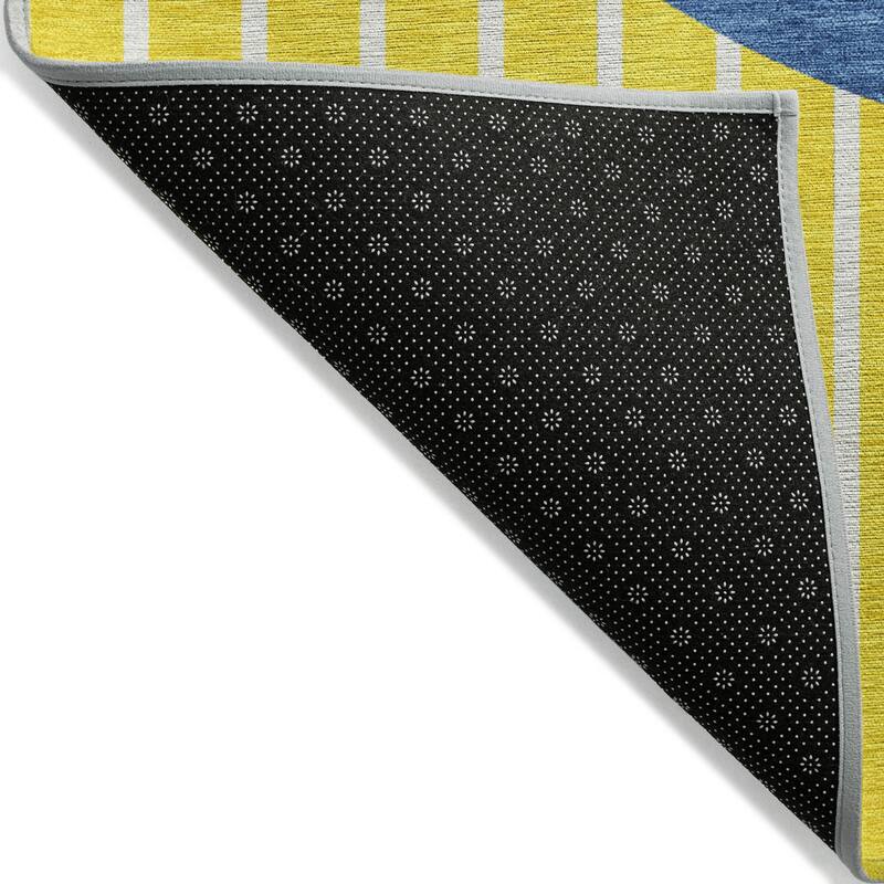 Machine Washable Indoor/ Outdoor Modern Sunrise Chantille Rug