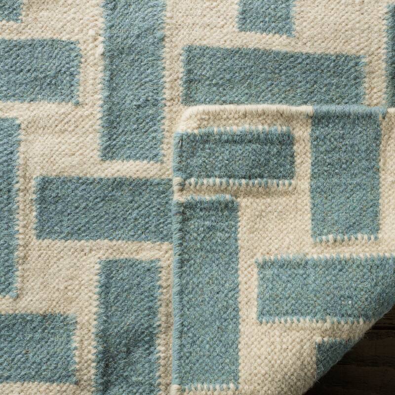 SAFAVIEH Handmade Flatweave Dhurries Leigh Modern Wool Rug