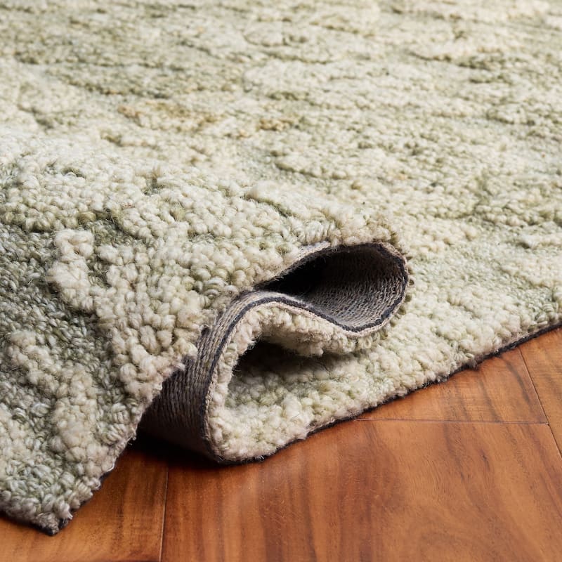 SAFAVIEH Handmade Abstract Lorette Wool Rug