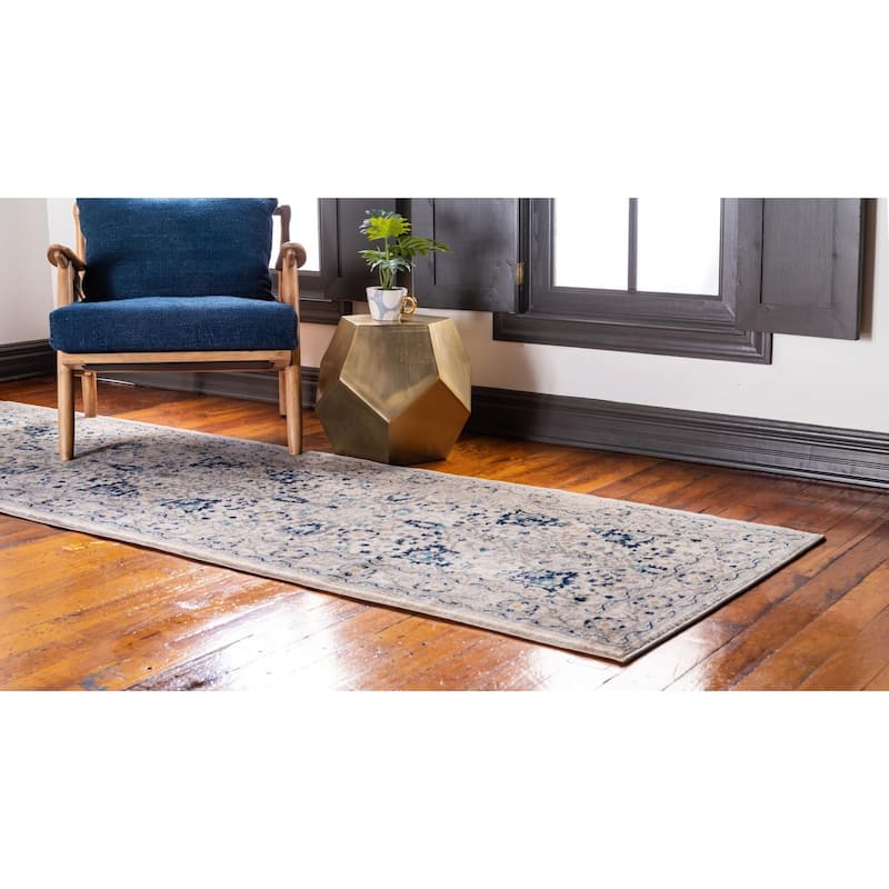 Traditional Hadeya Collection Area Rug