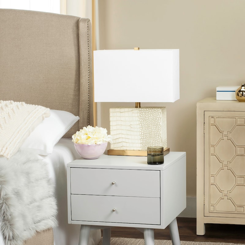 SAFAVIEH Lighting Rocio 21-inch Faux Alligator Grey Table Lamp - 15"x8"x20.5" - 15Wx8Dx21H