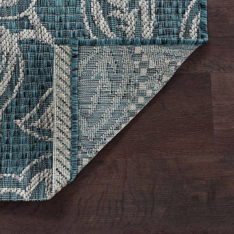 Colonnade Transitional Floral & Botanical Indoor/Outdoor Area Rug