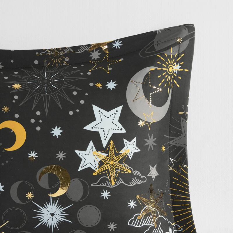 Intelligent Design Kids Ariella Starry Sky Metallic Comforter Set with Throw Pillow