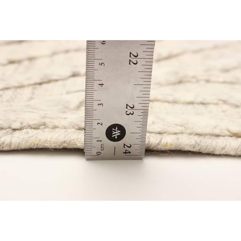 Tangier Ivory Rug 4'10" x 7'11" - 4'10 x 7'11