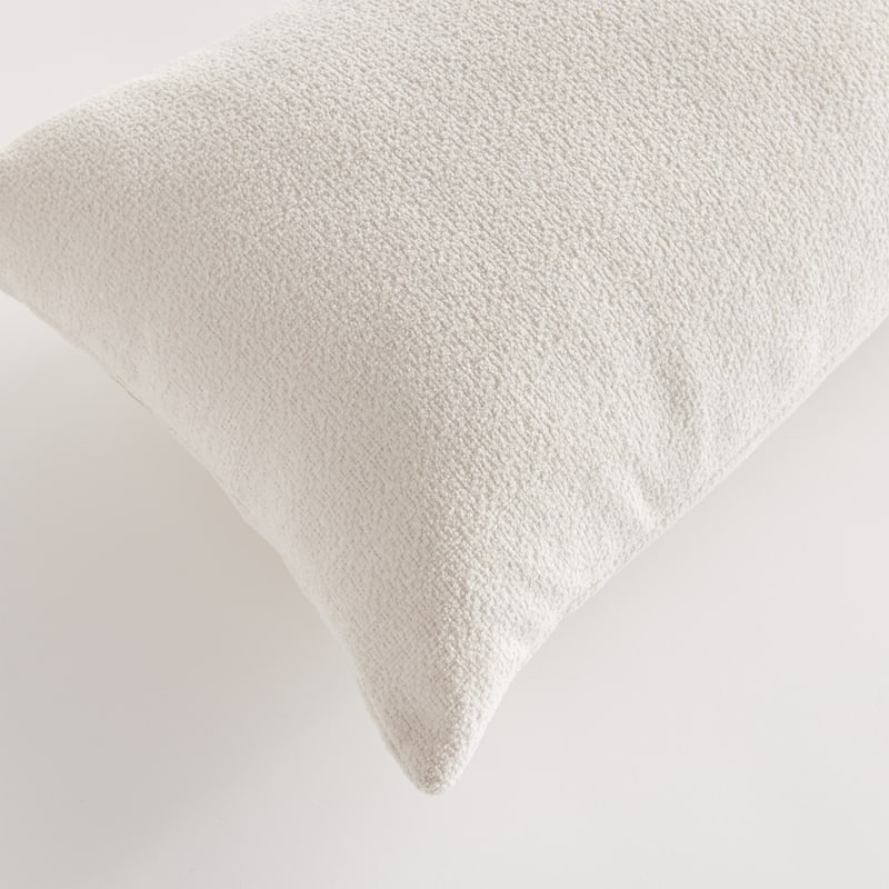 Indoor/Outdoor Accent Pillows