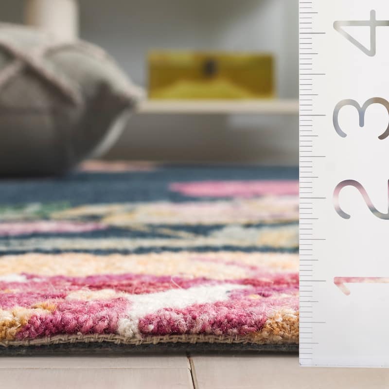 SAFAVIEH Handmade Jardin Felismina Floral Wool Rug