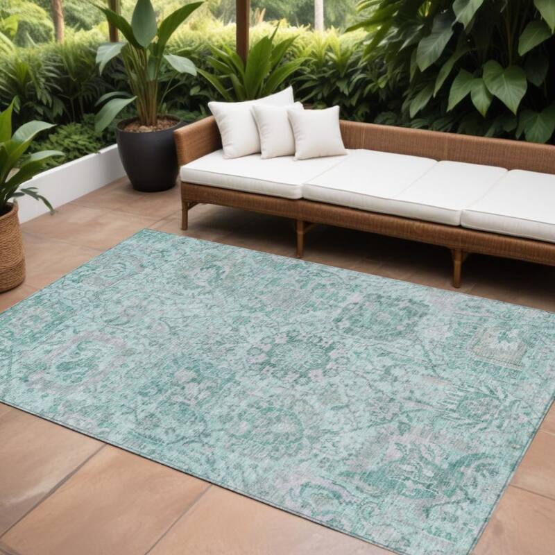 HomeRoots Damask Traditional Rectangle Outdoor Rug - 10' X 14'