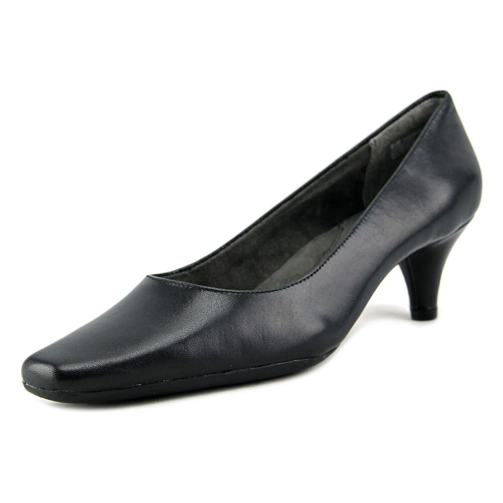 aerosoles cheerful pump
