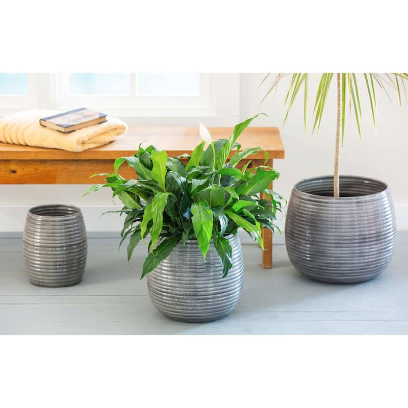 Metal Ribbed Planter, (Set of 3)