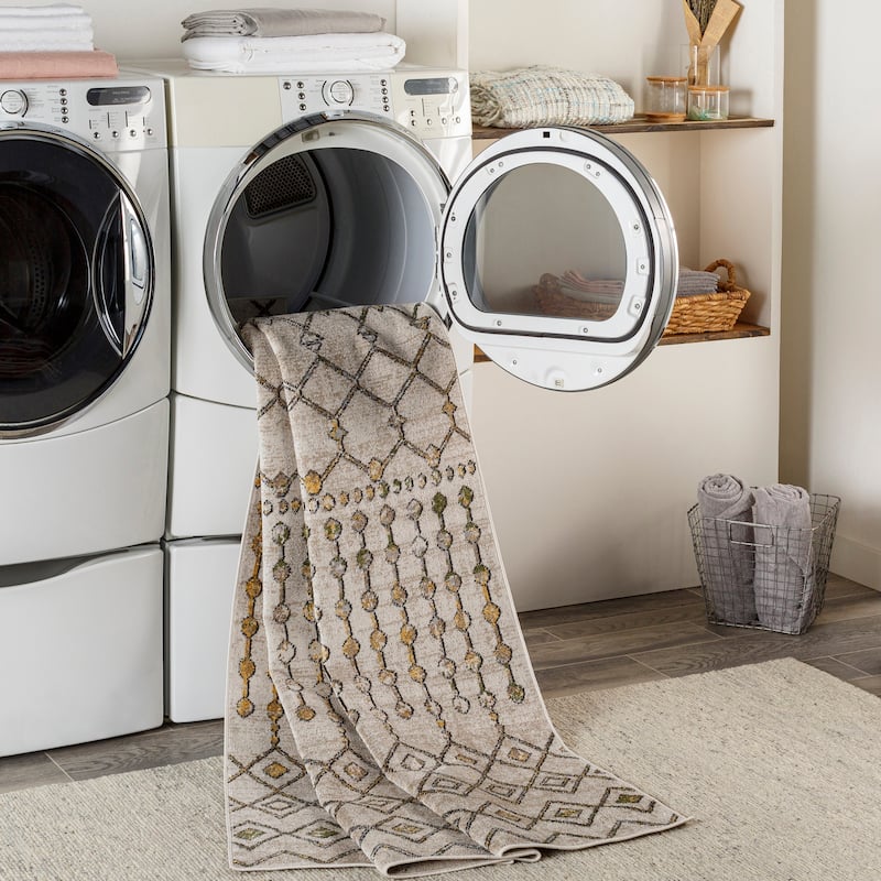 Livabliss Quince Bohemian Machine Washable Area Rug
