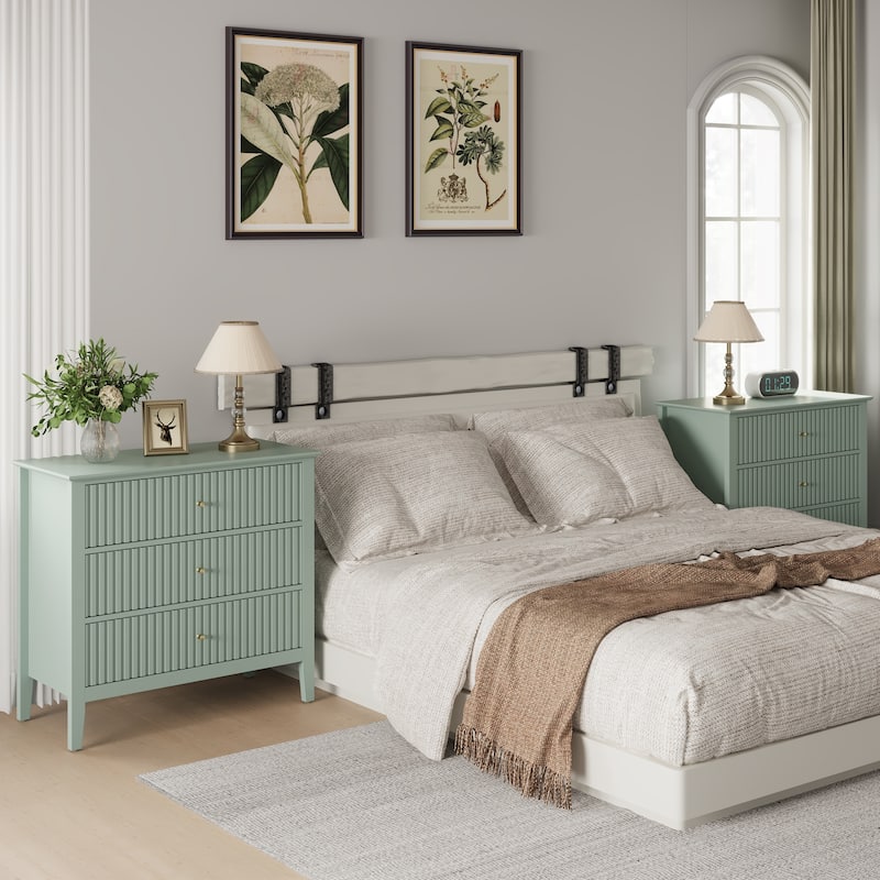 Fluted 3 Drawer Dresser