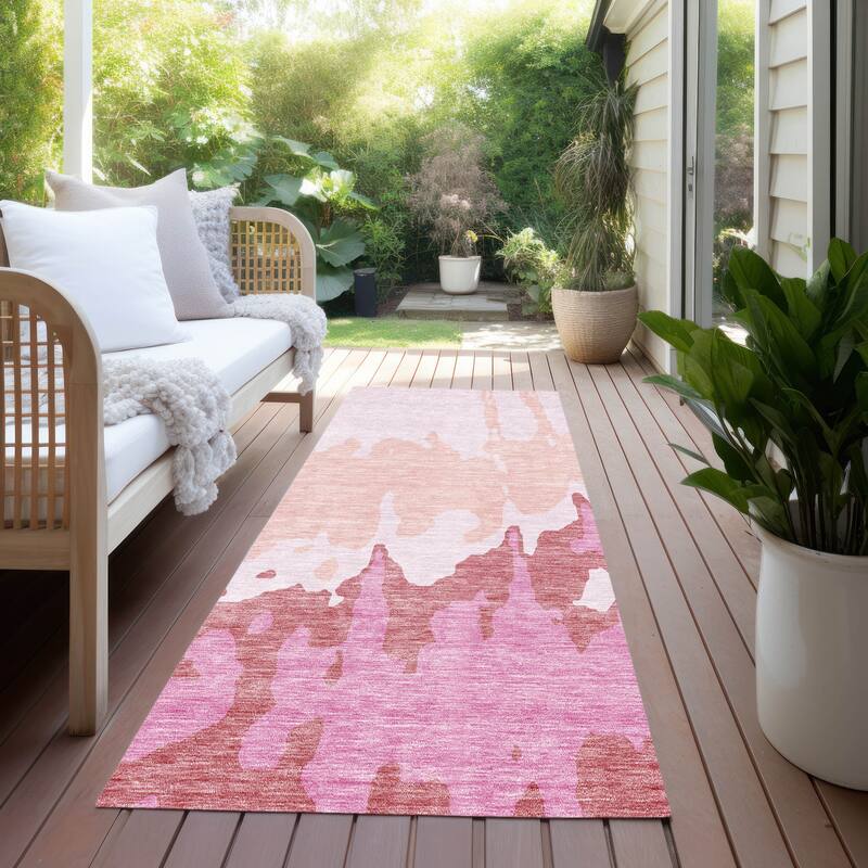 Machine Washable Indoor/ Outdoor Modern Abstract Chantille Rug - Blush - 2'3" x 7'6"