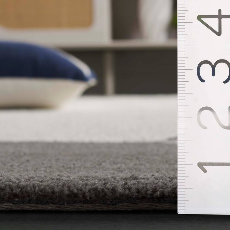 SAFAVIEH Audrey Maxima Modern & Contemporary Rug