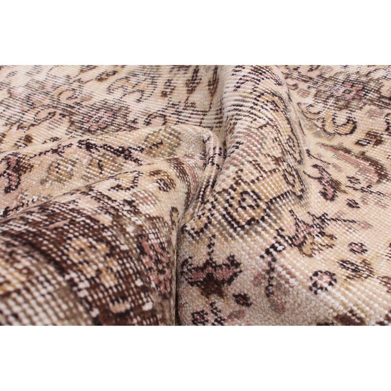 ECARPETGALLERY Hand-knotted Melis Vintage Ivory Wool Rug - 5'5 x 8'11