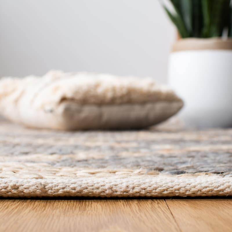SAFAVIEH Handmade Kilim Shazia Moroccan Rug