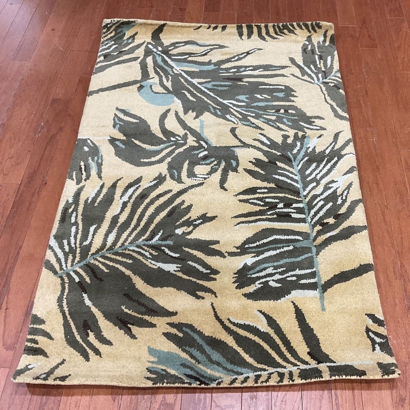 HERAT ORIENTAL Handmade Tibetan Palm Wool Rug - 3'3" x 5'3"