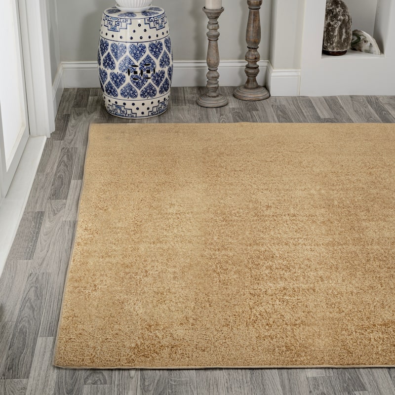 JONATHAN Y Fawning Classic Solid Low-Pile Machine-Washable Terra Area Rug