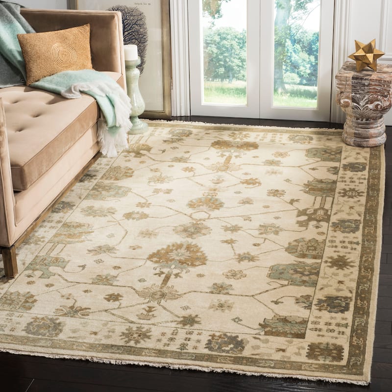 SAFAVIEH Couture Hand-knotted Oushak Niva Traditional Oriental Wool Rug - 6' x 9' - Ivory/Blue