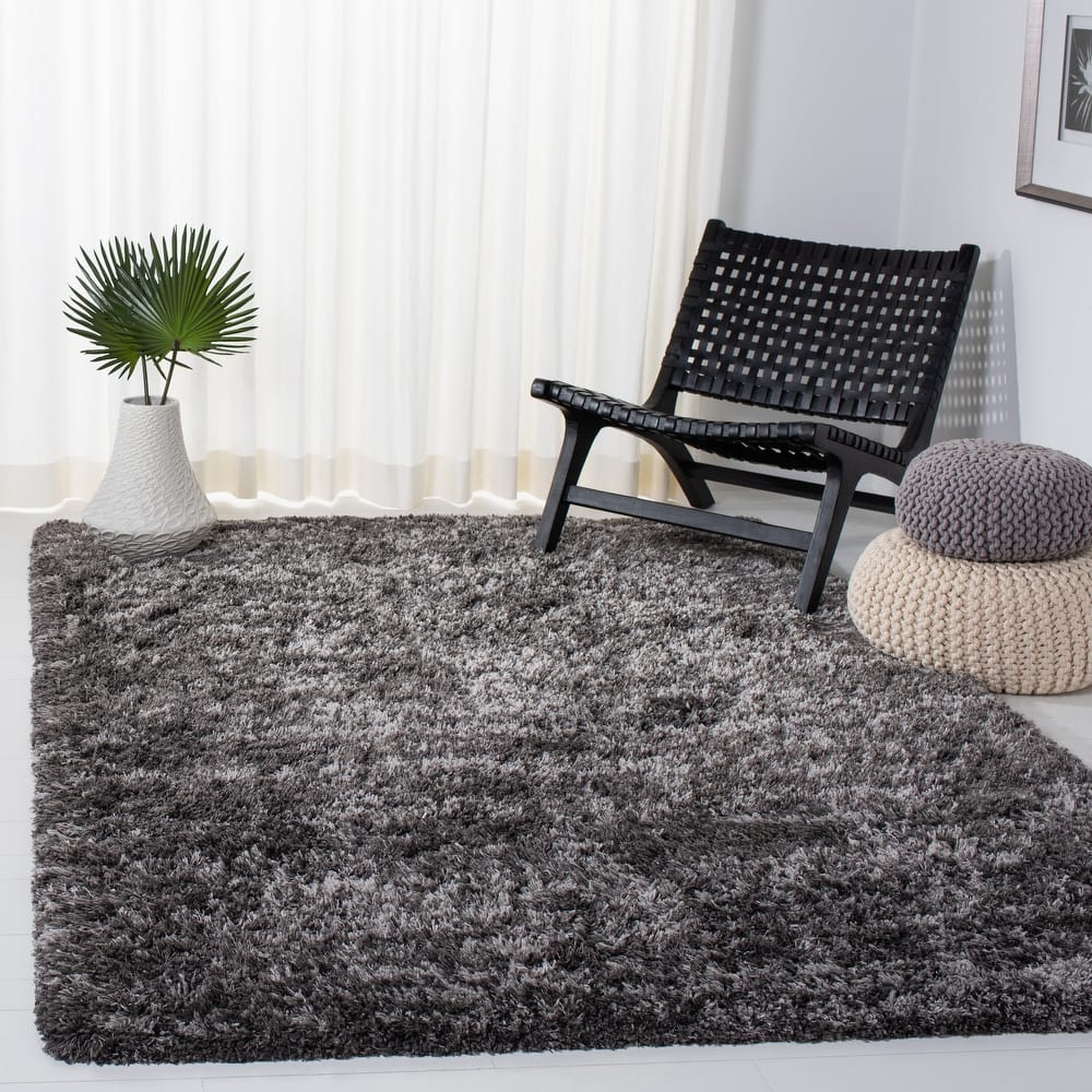 SAFAVIEH Iceland Shag Sabrina 2.6-inch Thick Rug