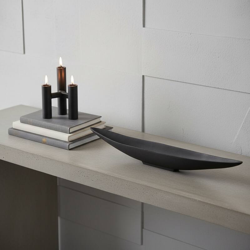 HomeRoots 32" Black Metal Oval Centerpiece Bowl - 31.50 in. x 4.00 in. x 5.00 in. - Black - 31.50 in. x 4.00 in. x 5.00 in. - 1 Piece