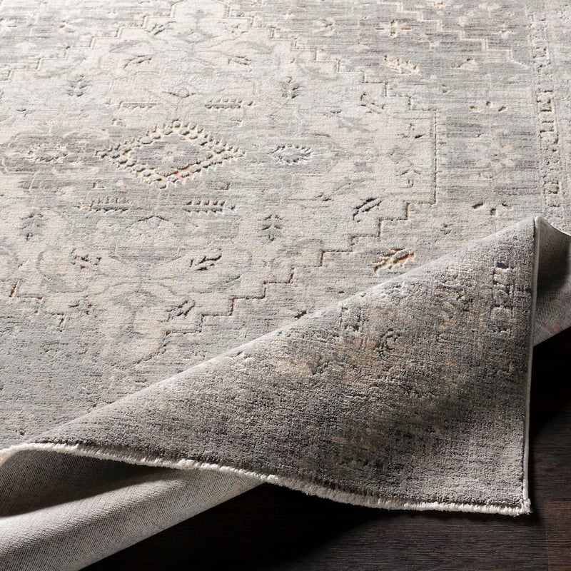 Livabliss Traditional Presidential Medallion Area Rug