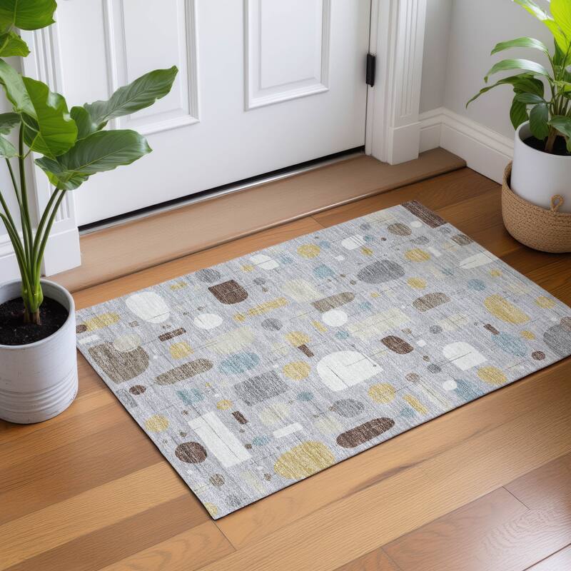 Machine Washable Indoor/ Outdoor Contemporary Fun Chantille Rug
