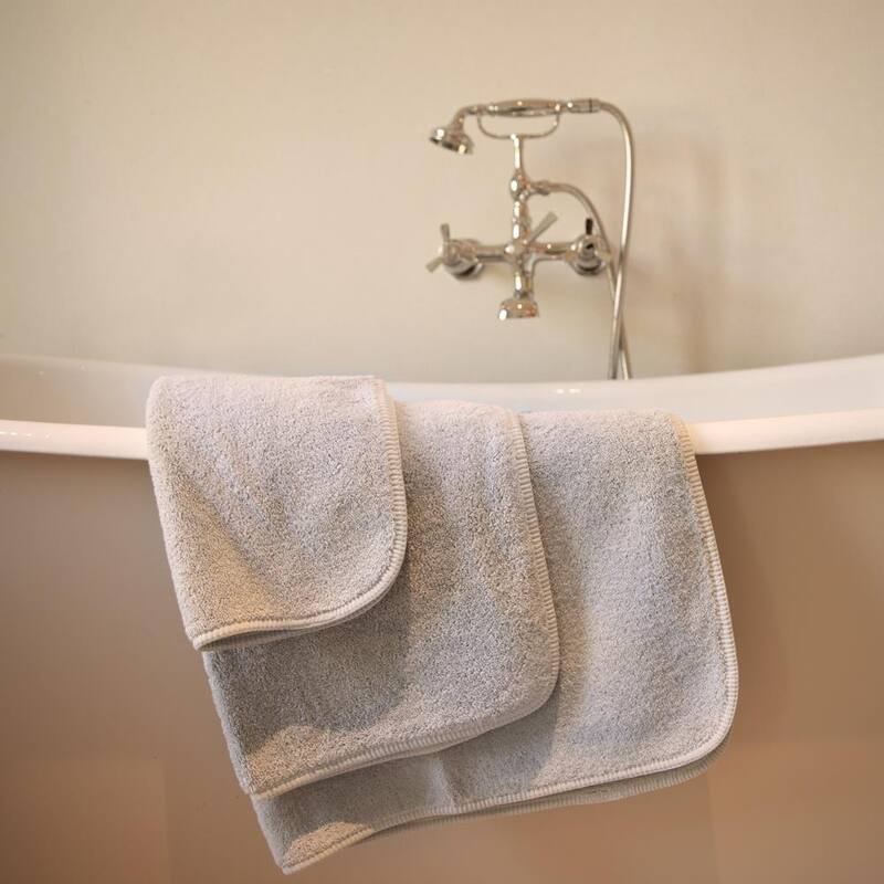 Jennifer Adams Lago Hand Towel